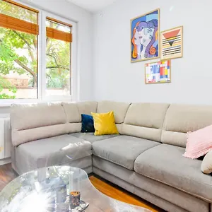  Apartamento Sofia's Kept Secret In Prime Location!